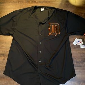 Men Majestic Detroit Tigers baseball jersey NWT!!